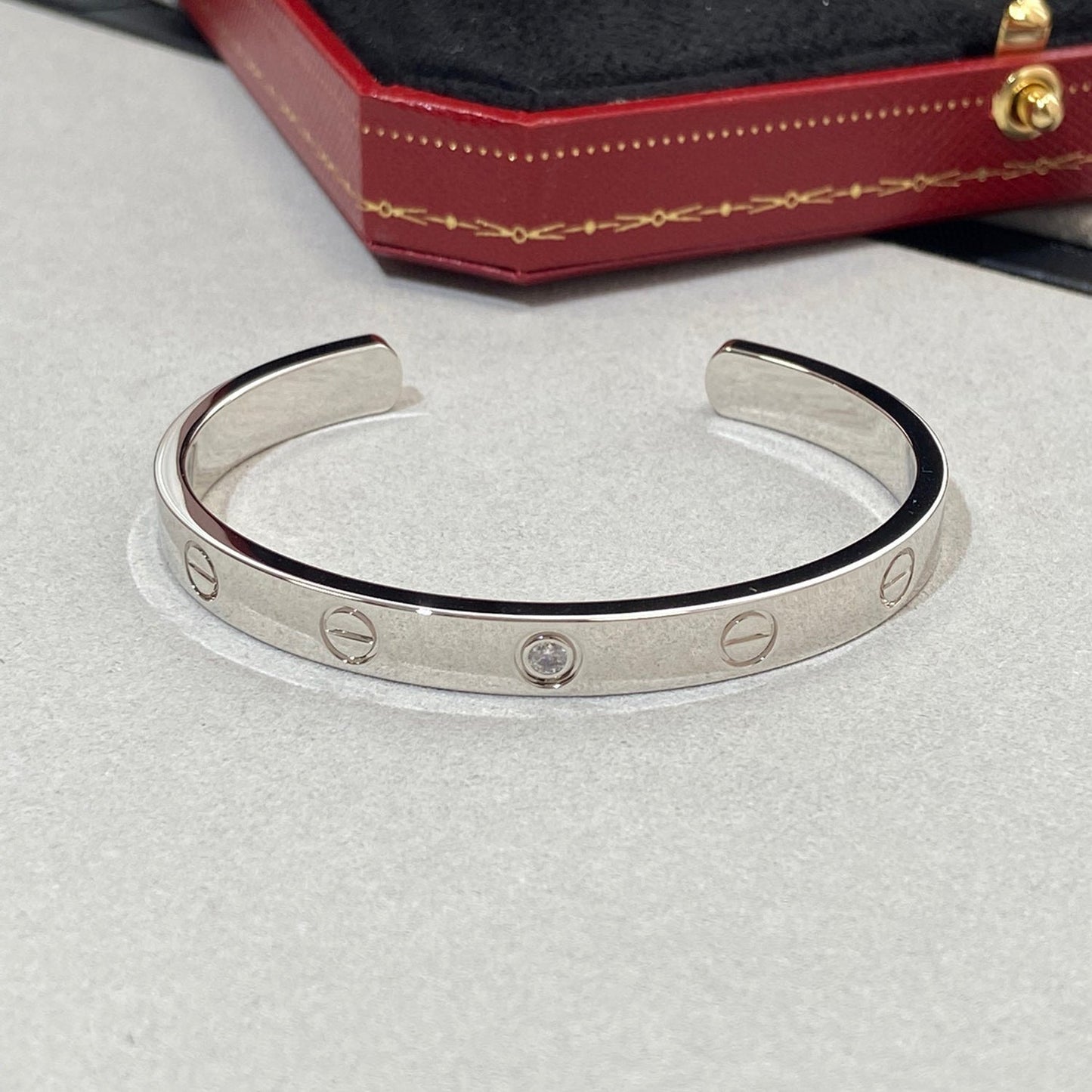 [ECHO ]LOVE BRACELET 6.1MM 1 DIAMOND OPEN CUFF