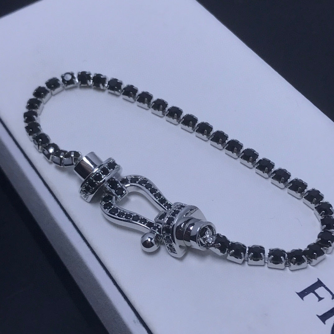 [ECHO ]FORCE  LARGE HORSESHOE FULL DIAMOND TENNIS BRACELET