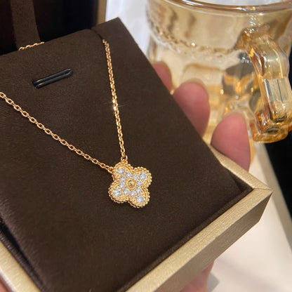 [ECHO ]CLOVER 15MM DIAMOND SINGLE FLOWER NECKLACE