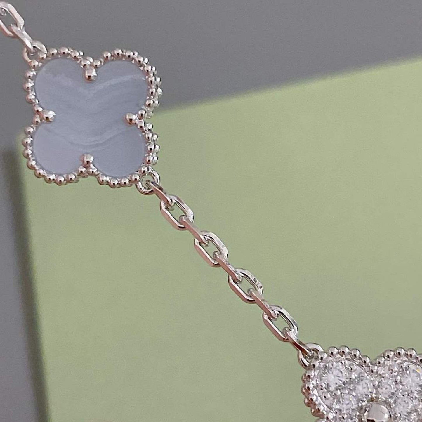 [ECHO ]CLOVER  5 MOTIF DIAMOND PURPLE CHALCEDONY BRACELET SILVER