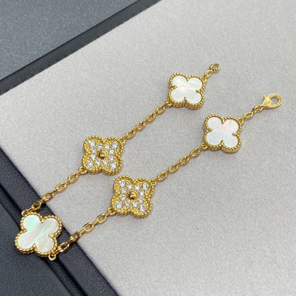 [ECHO ]CLOVER BRACELET 5 MOTIF WHITE MOP DIAMOND