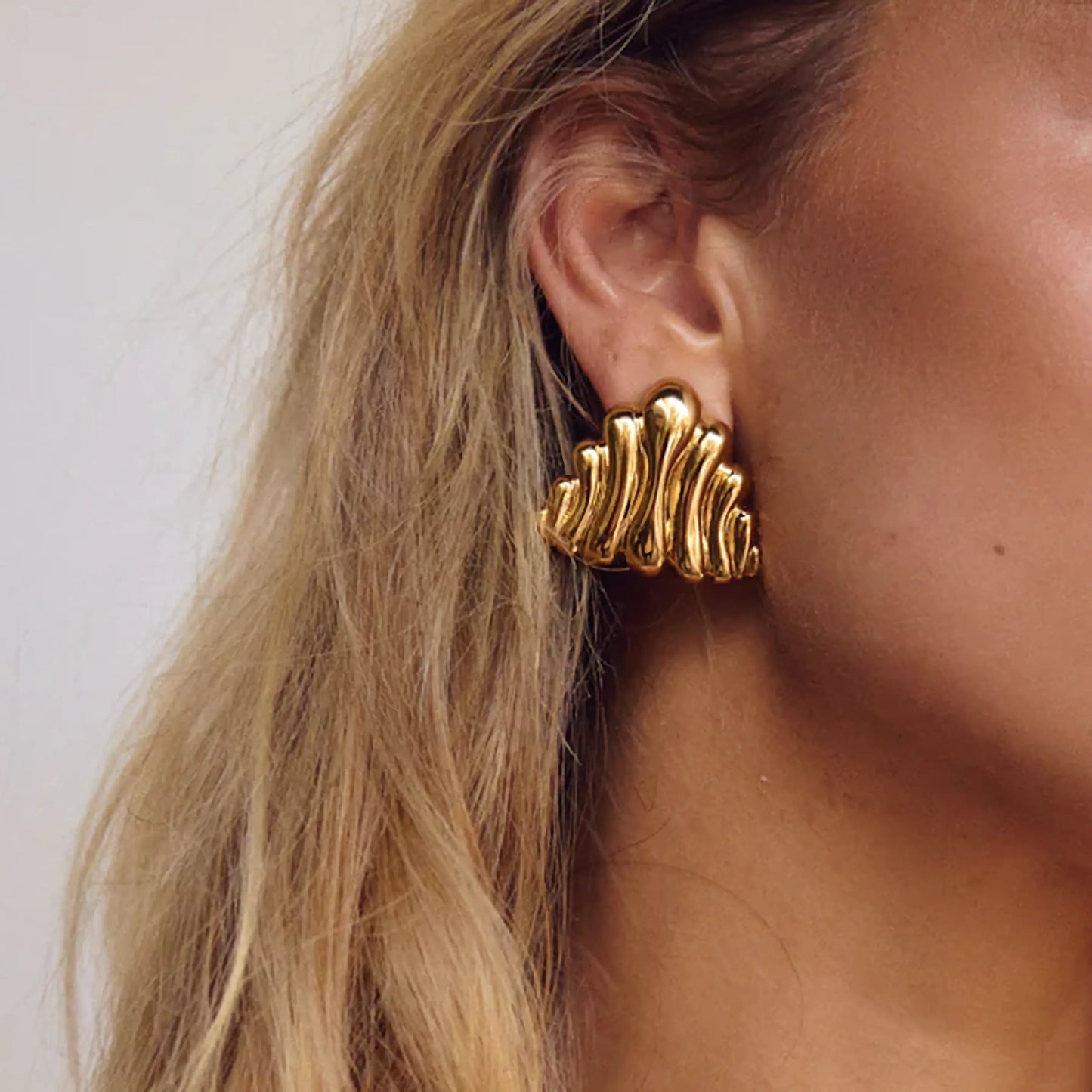 [Echo Fine]Nora Ripple Gold Earrings