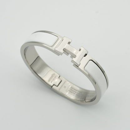 [ECHO ]H WHITE BRACELET