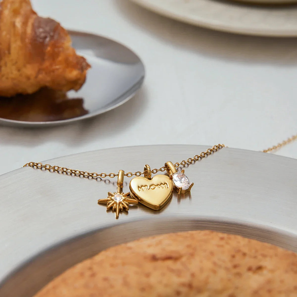 [Echo Fine]A Mother's Appreciation Gold Locket
