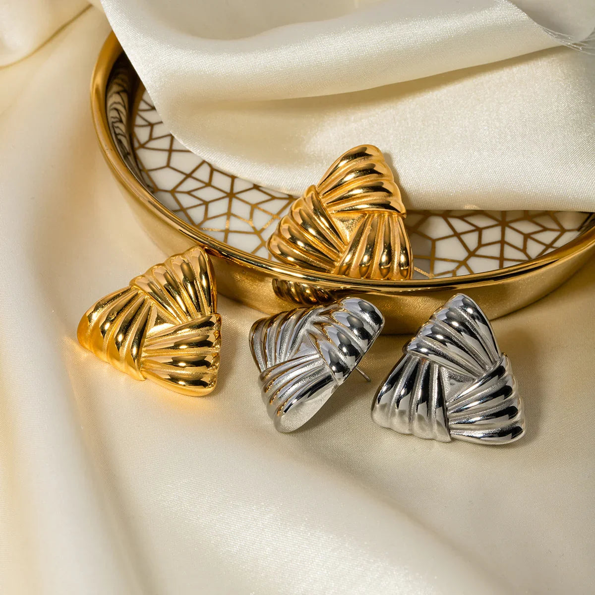 [Echo Fine]Brigitte Gold Earrings