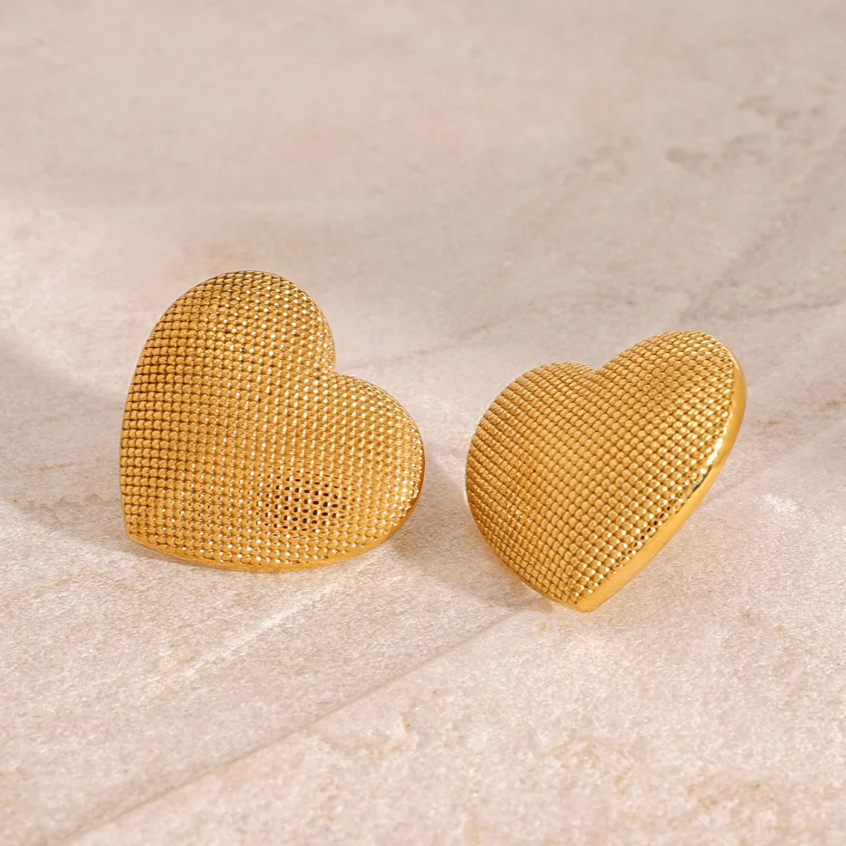 [Echo Fine]Cecelia Textured Heart Earrings