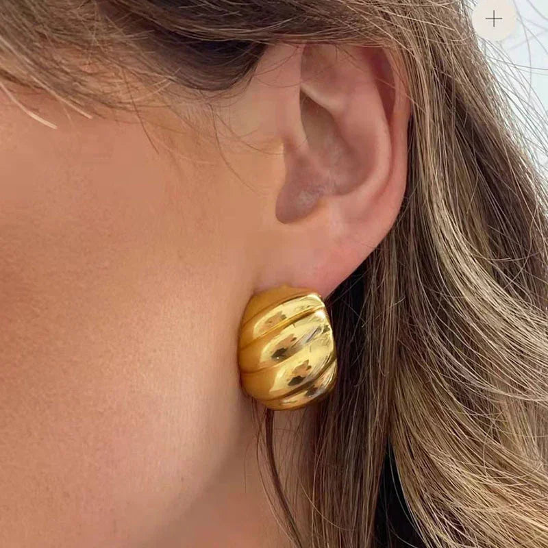 [Echo Fine]Lucina Gold Huggie Earrings