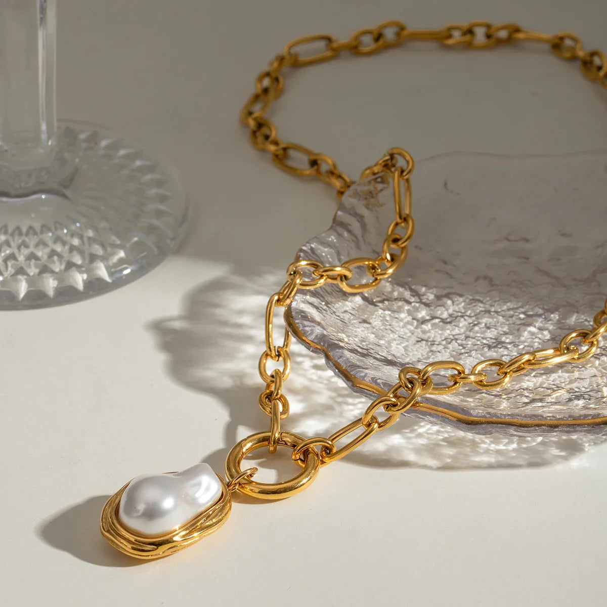 [Echo Fine]Shelby Mother Of Pearl Pendant