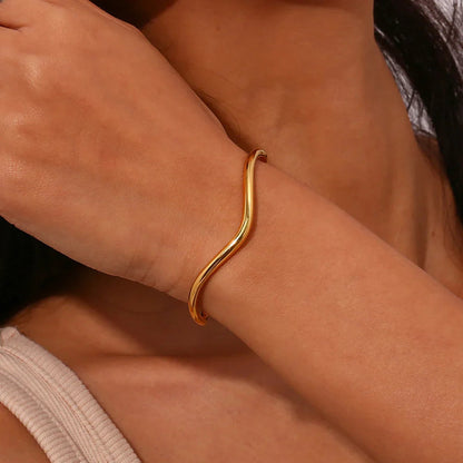 [Echo Fine]Lucinda Gold Bangle