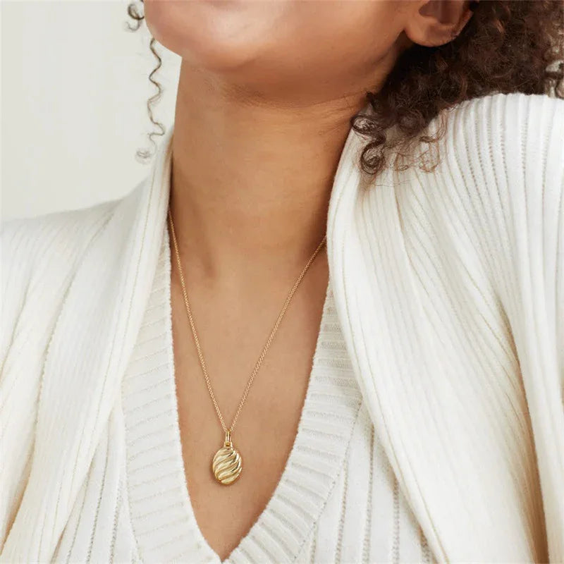 [Echo Fine]Linda Gold Croissant Necklace