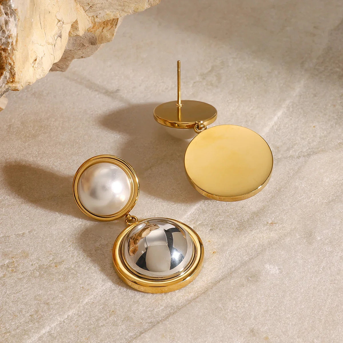 [Echo Fine]Avery Pearl Dome Earrings