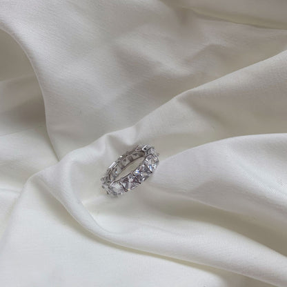 [ECHO ]Elegant Princess Cut Tennis Ring