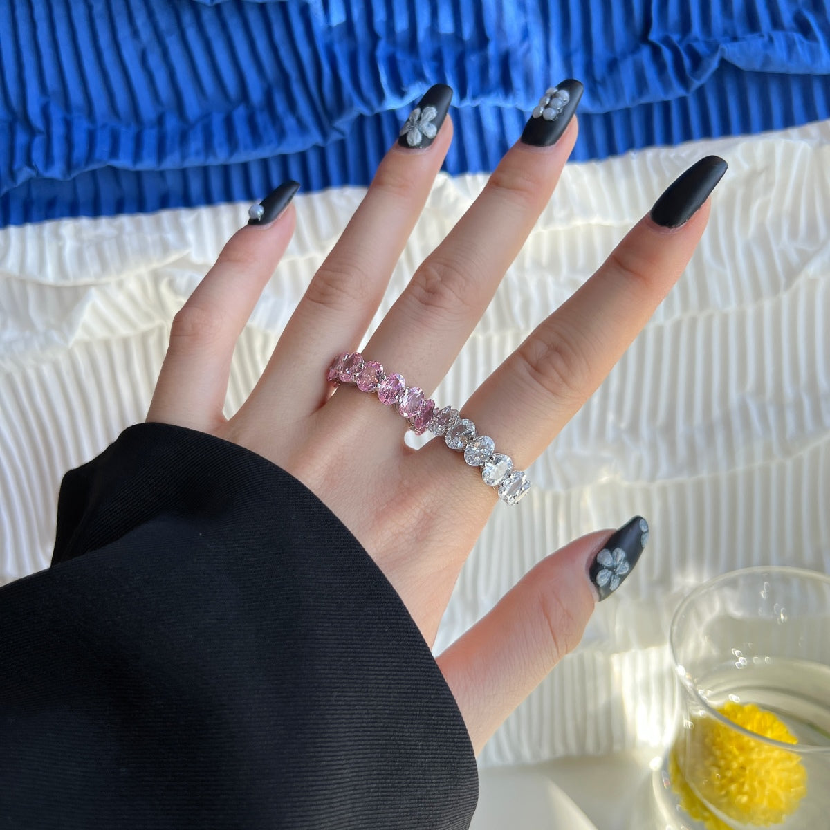 [ECHO ]Dainty Elongated Cushion Cut Tennis Ring