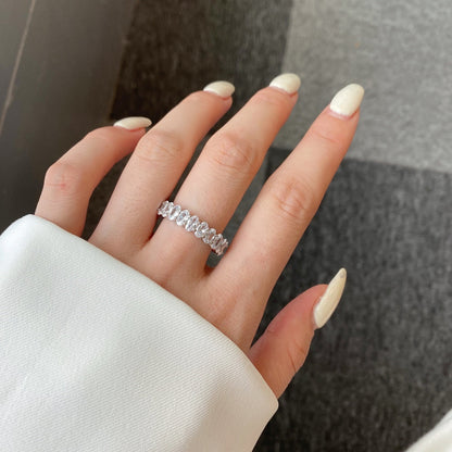 [ECHO ]Ornate Oval Cut Tennis Ring