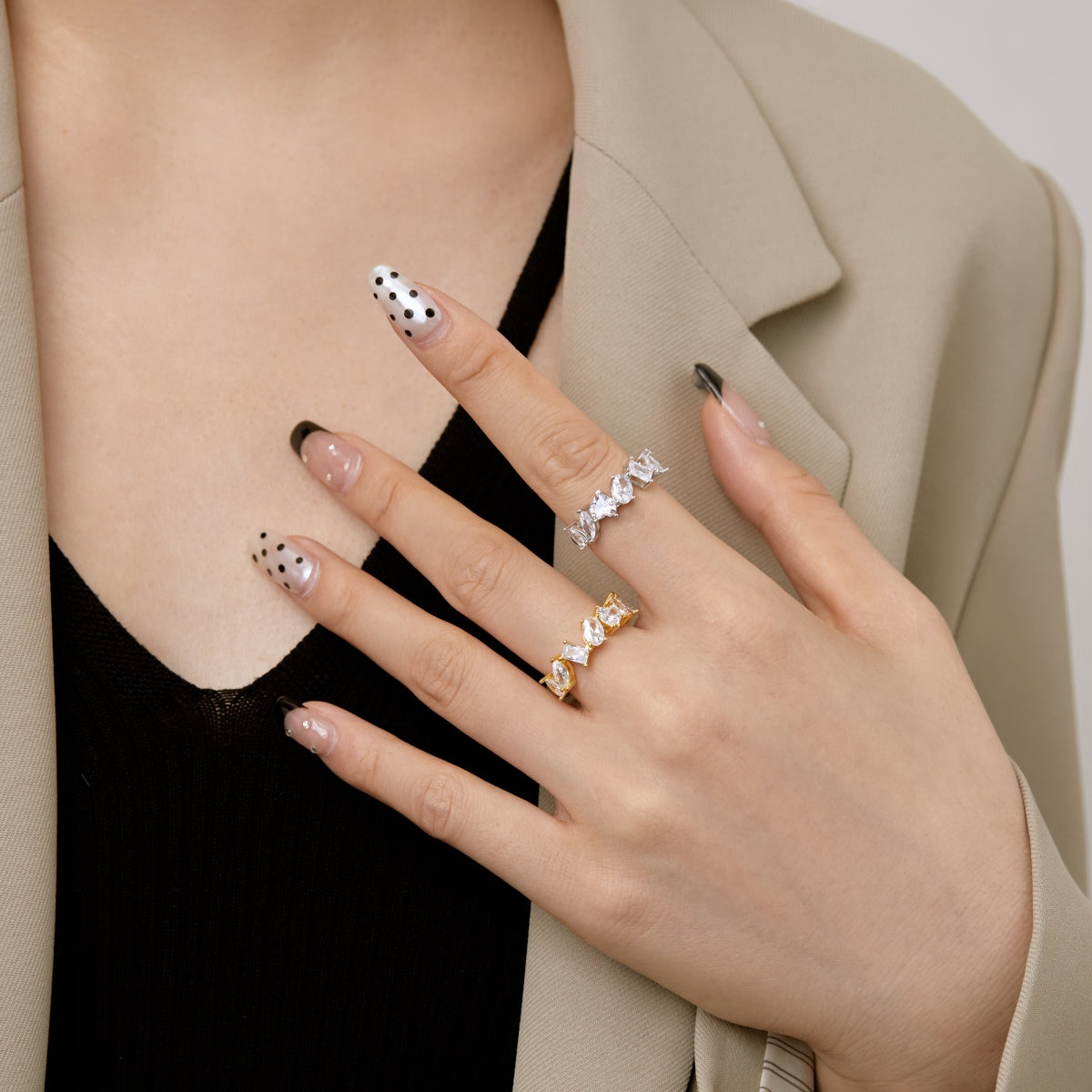 [ECHO ]Delicate Multi Cut Ring