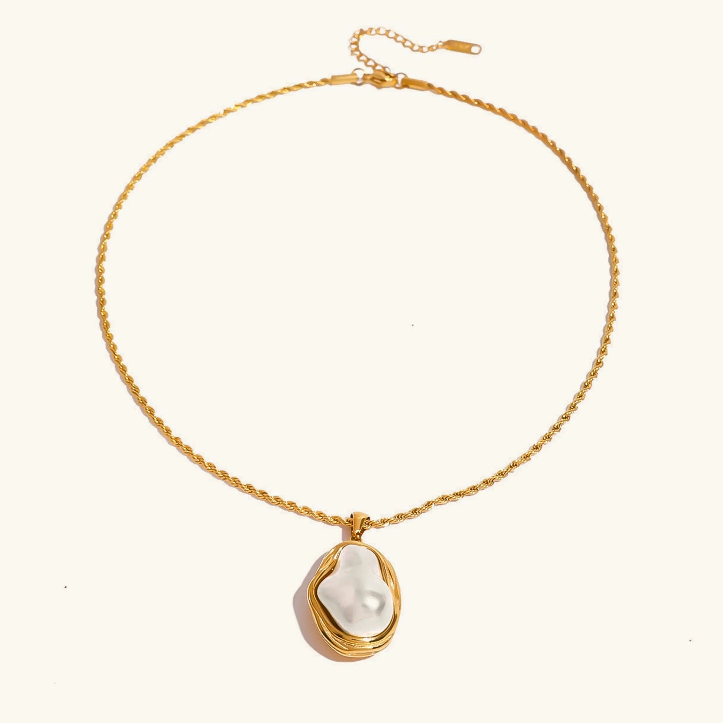 [Echo Fine]Carly Mother Of Pearl Pendant