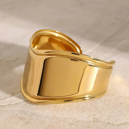 [Echo Fine]Izza Smooth Gold Cuff