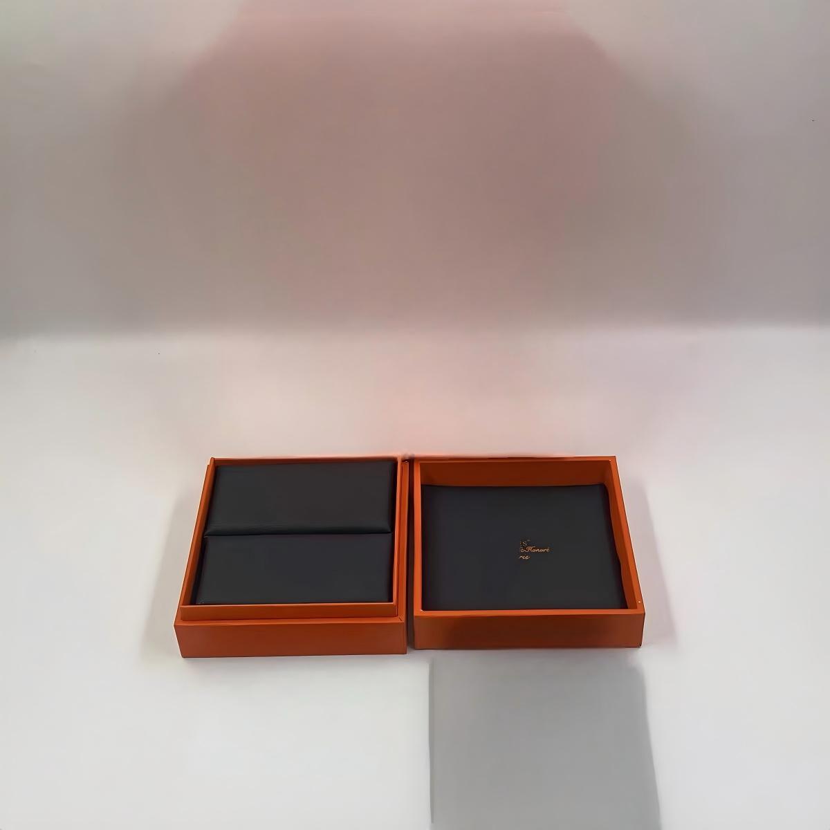 [ECHO] HM  BOX GIFT BAG