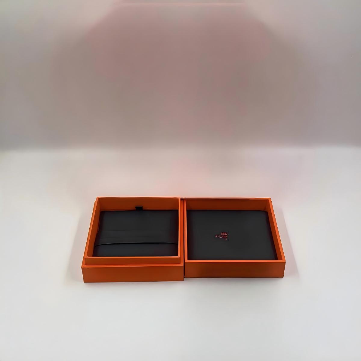 [ECHO] HM  BOX GIFT BAG