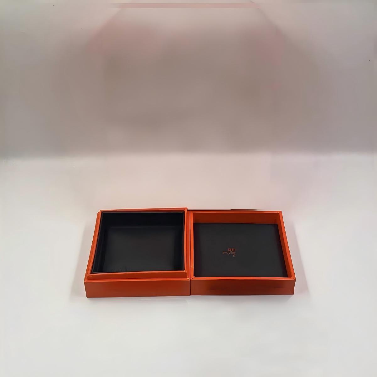 [ECHO] HM  BOX GIFT BAG