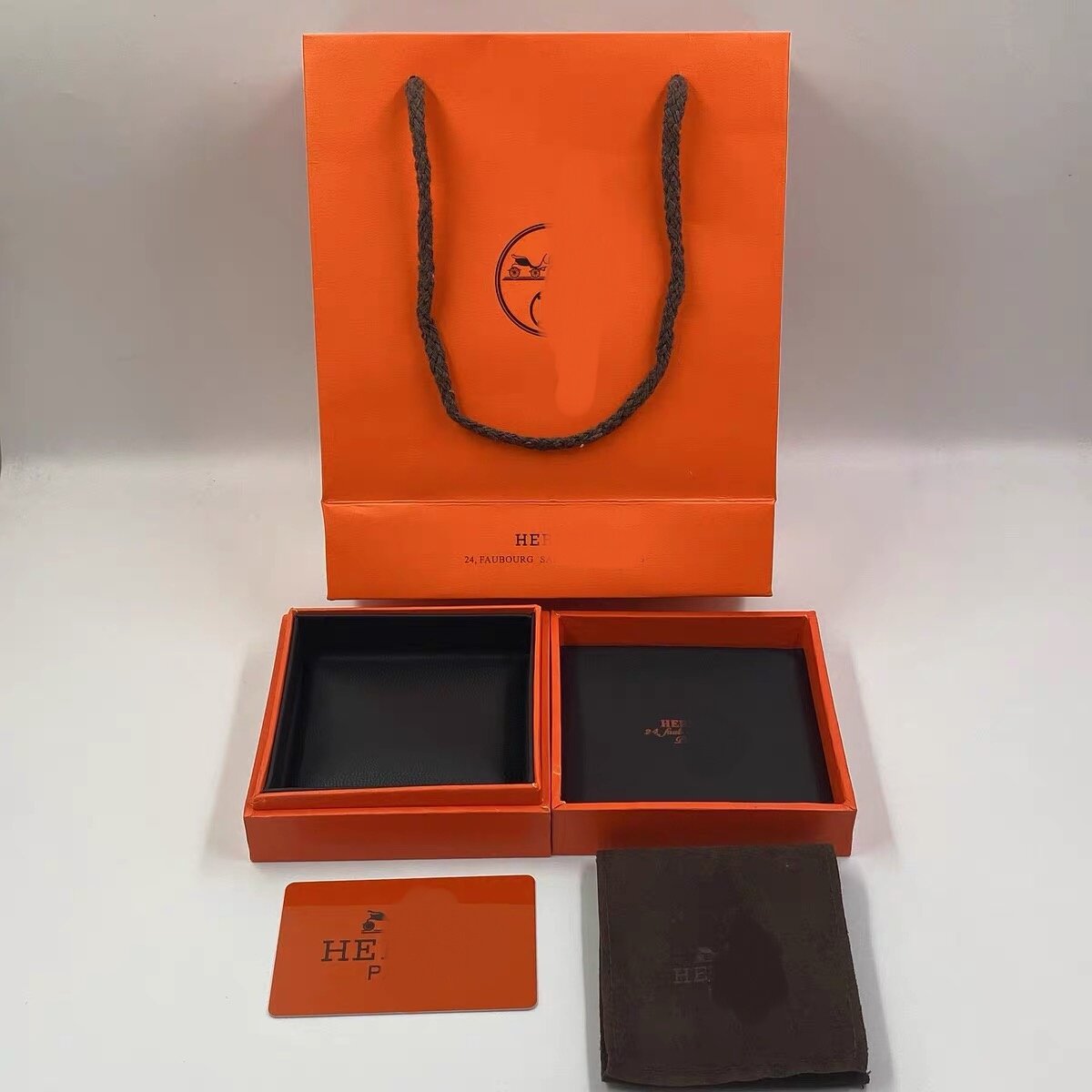 [ECHO] HM  BOX GIFT BAG