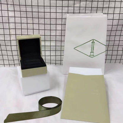[ECHO] VA CLOVER BOX GIFT BAG