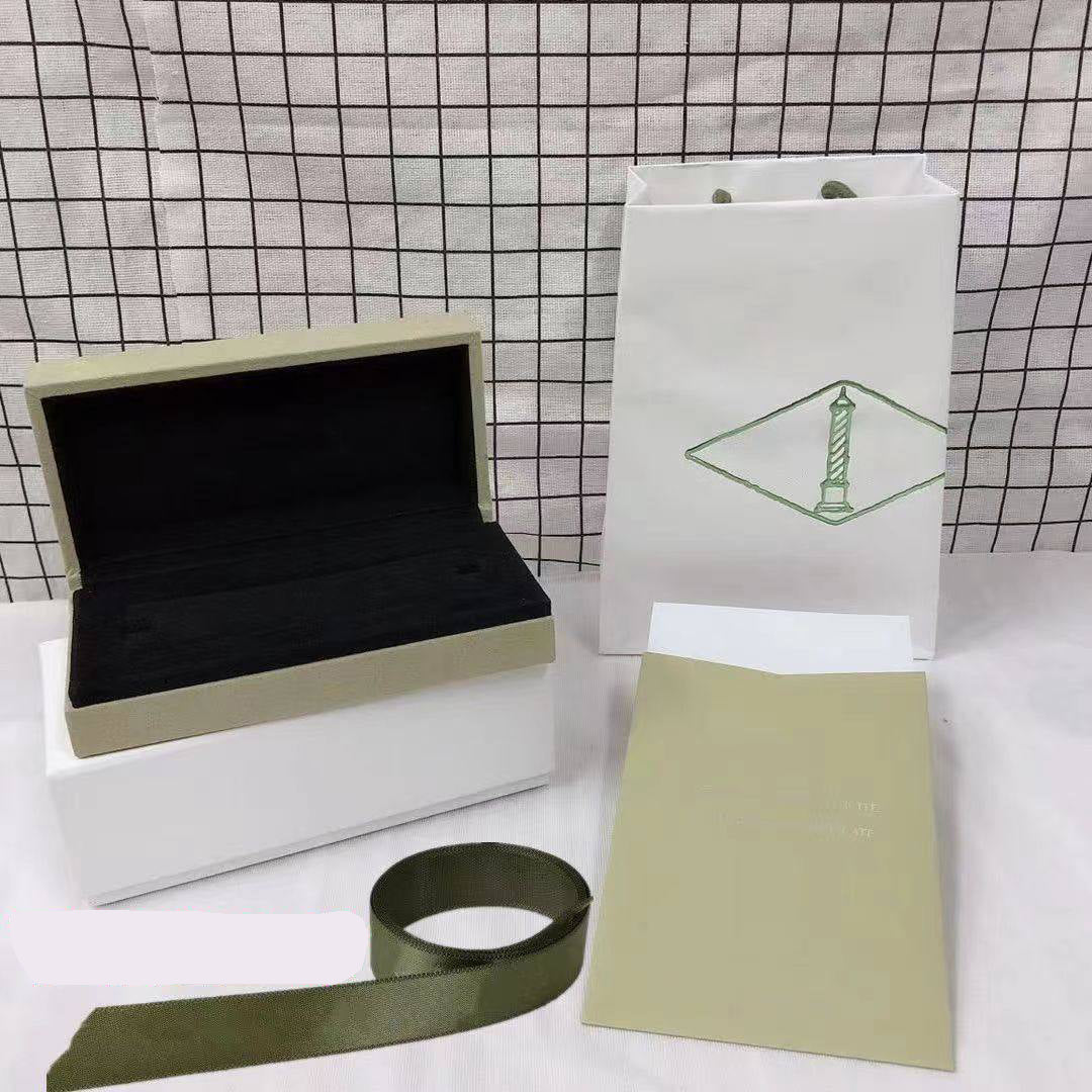 [ECHO] VA CLOVER BOX GIFT BAG