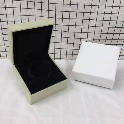 [ECHO] VA CLOVER BOX GIFT BAG