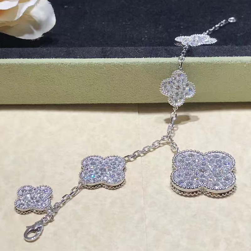 [ECHO ]CLOVER 6 MOTIFS SILVER DIAMOND BRACELET