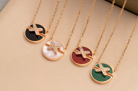 [ECHO ]JEUX DE PINK GOLD DIAMOND NECKLACE