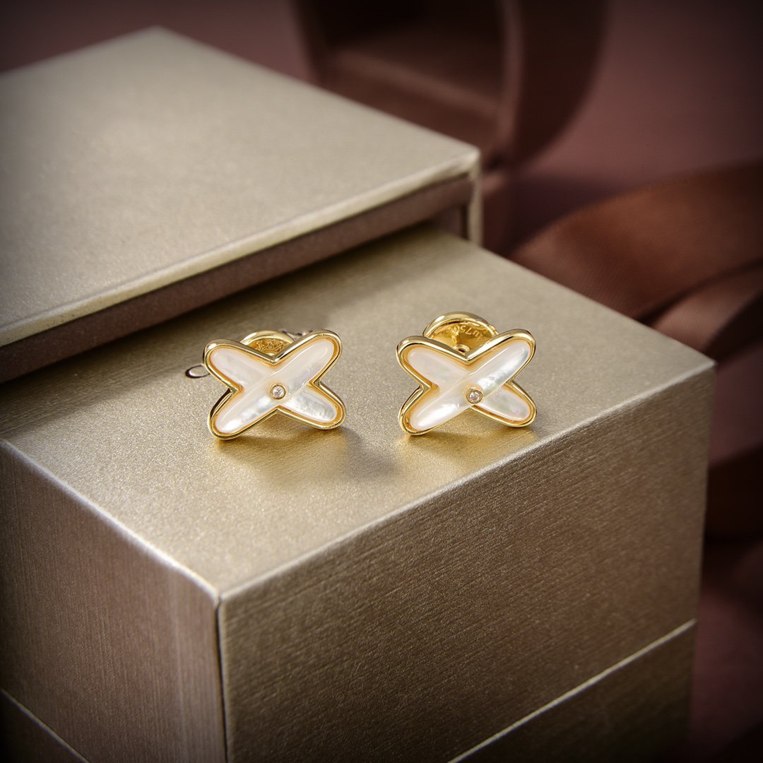 [ECHO ]JEUX DE WHITE MOP GOLD DIAMOND EARRINGS