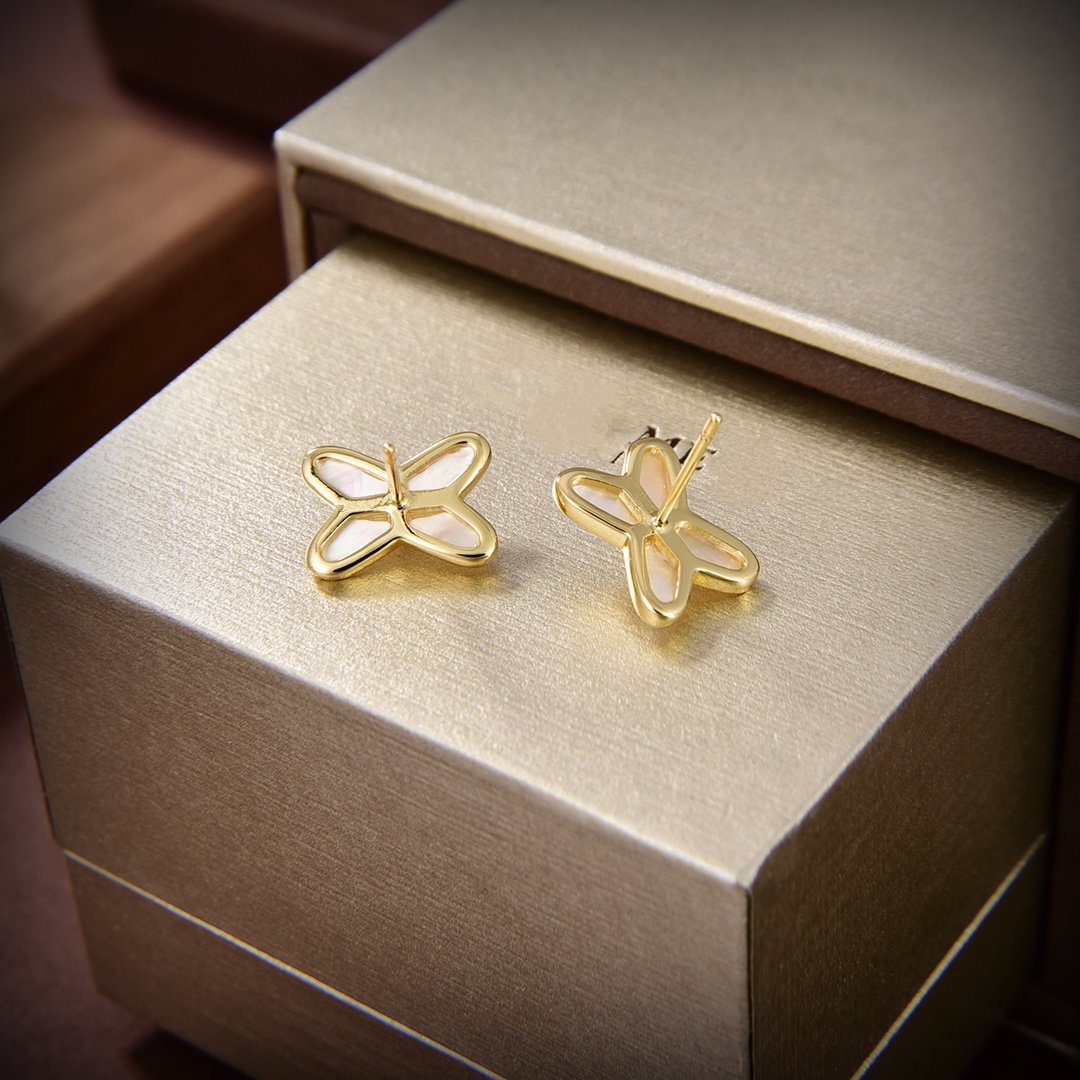 [ECHO ]JEUX DE WHITE MOP GOLD DIAMOND EARRINGS