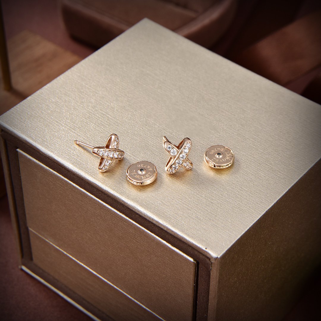 [ECHO ]JEUX DE GOLD DIAMOND EARRINGS