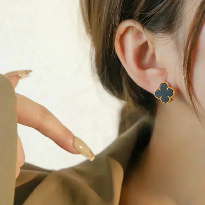 [ECHO ]CLOVER MEDIUM 1 MOTIFS  ONYX STUD EARRINGS