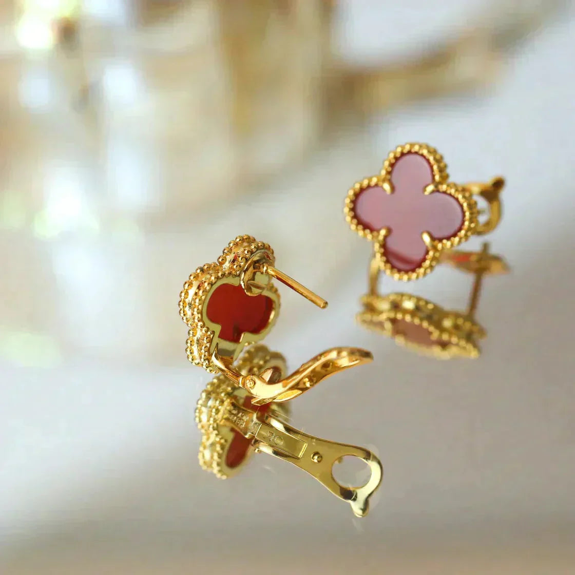 [ECHO ]CLOVER MEDIUM 1 MOTIFS CARNELIAN  EARRINGS