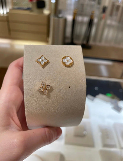[ECHO ]STAR BLOSSOM STUD EARRINGS PINK GOLD DIAMONDS