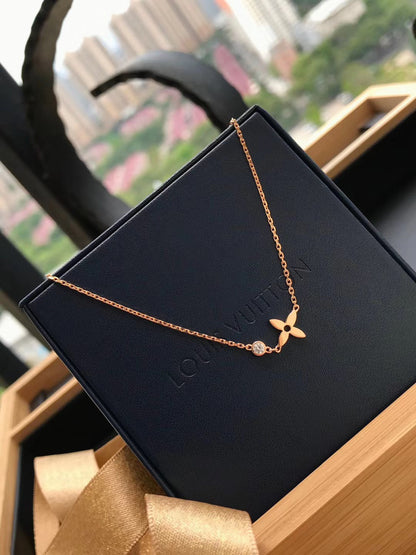 [ECHO ]BLOSSOM PENDANT PINK GOLD AND DIAMOND