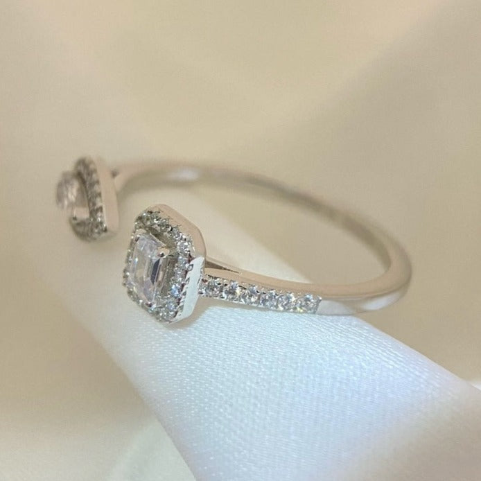 [ECHO]MY TWIN TOI & MOI SILVER DIAMOND RING
