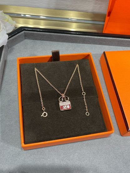 [ECHO ]H CIRCE MOISSANITE PENDANT NECKLACE GOLD