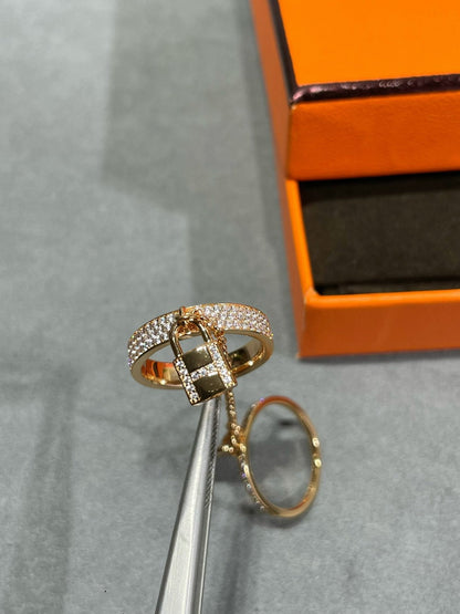[ECHO ]HM KELLY CLOCHETTE DOUBLE RING IN  WITH DIAMONDS