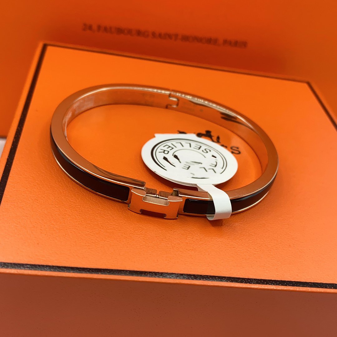 [ECHO ]CLASSIC HM CLIC BLACK 8MM ENAMEL BRACELET