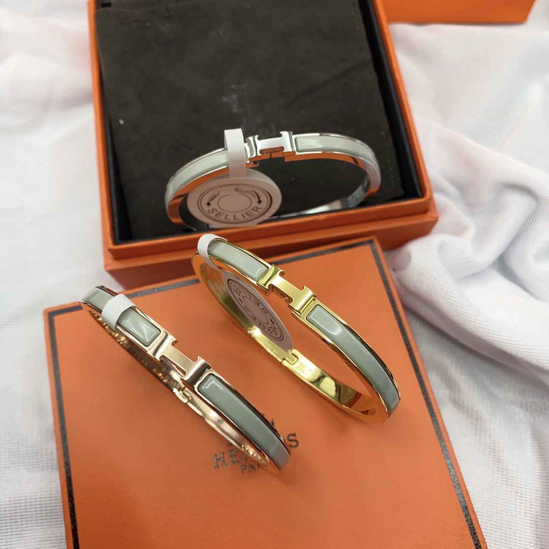 [ECHO ]CLASSIC HM CLIC GREEN 8MM ENAMEL BRACELET