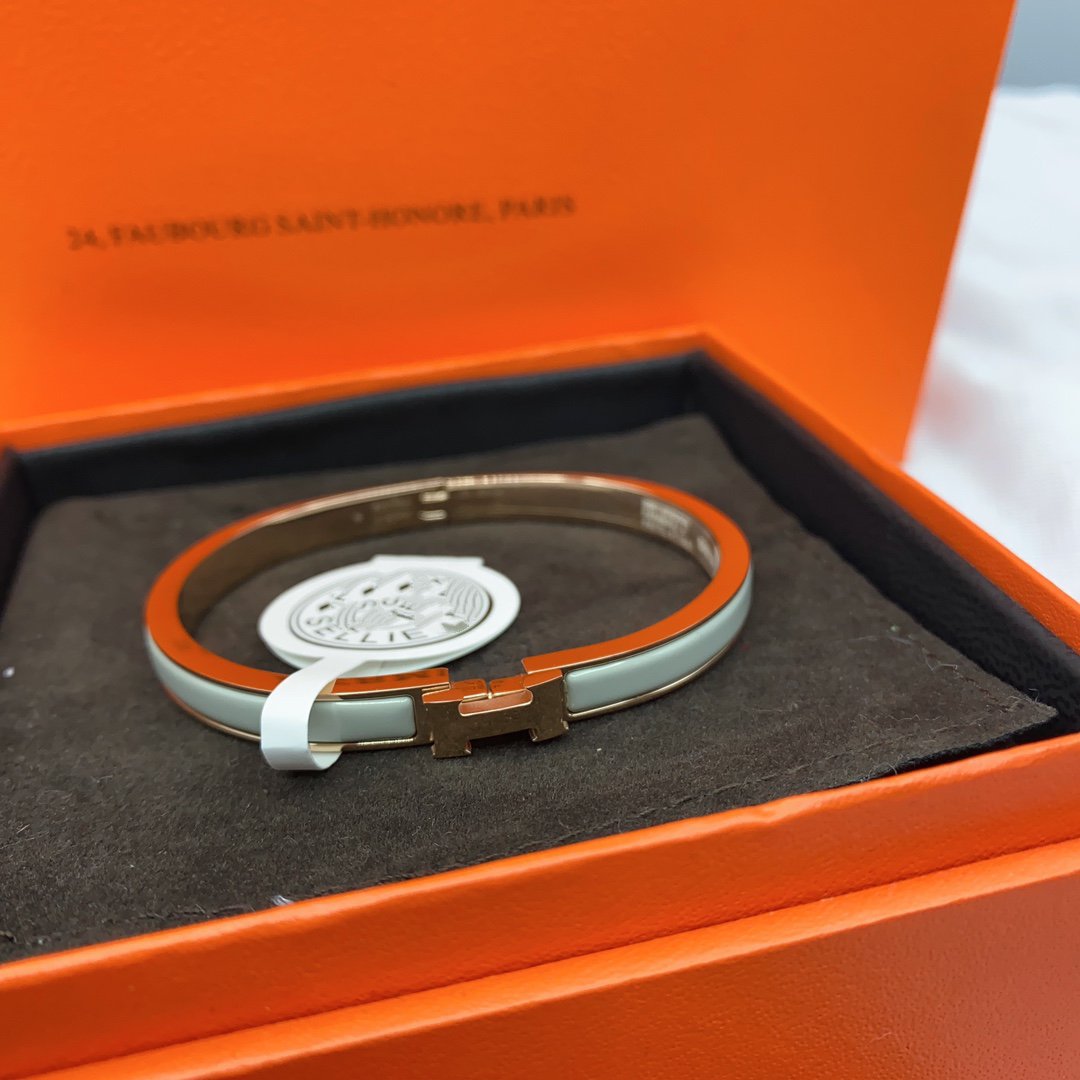 [ECHO ]CLASSIC HM CLIC GREEN 8MM ENAMEL BRACELET