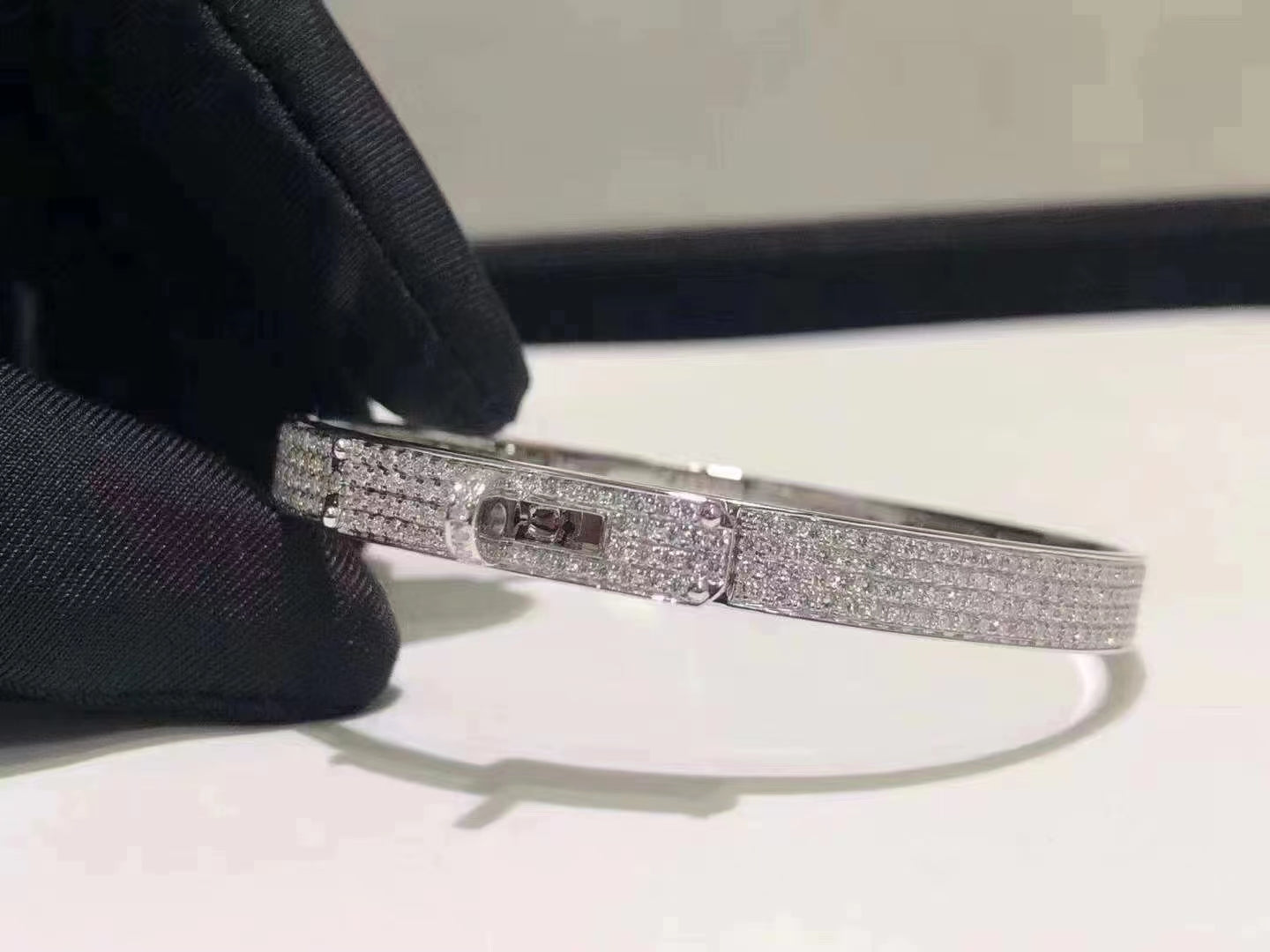 [ECHO ]HM KELLY BRACELET IN SILVER AND FULL PAVE DIAMOND