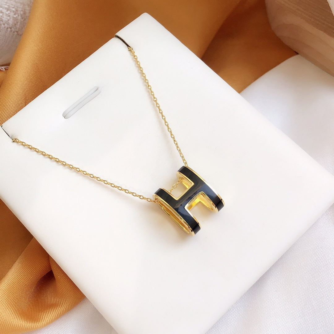 [ECHO ]HM CLIC BLACK ENAMEL GOLD NECKLACE
