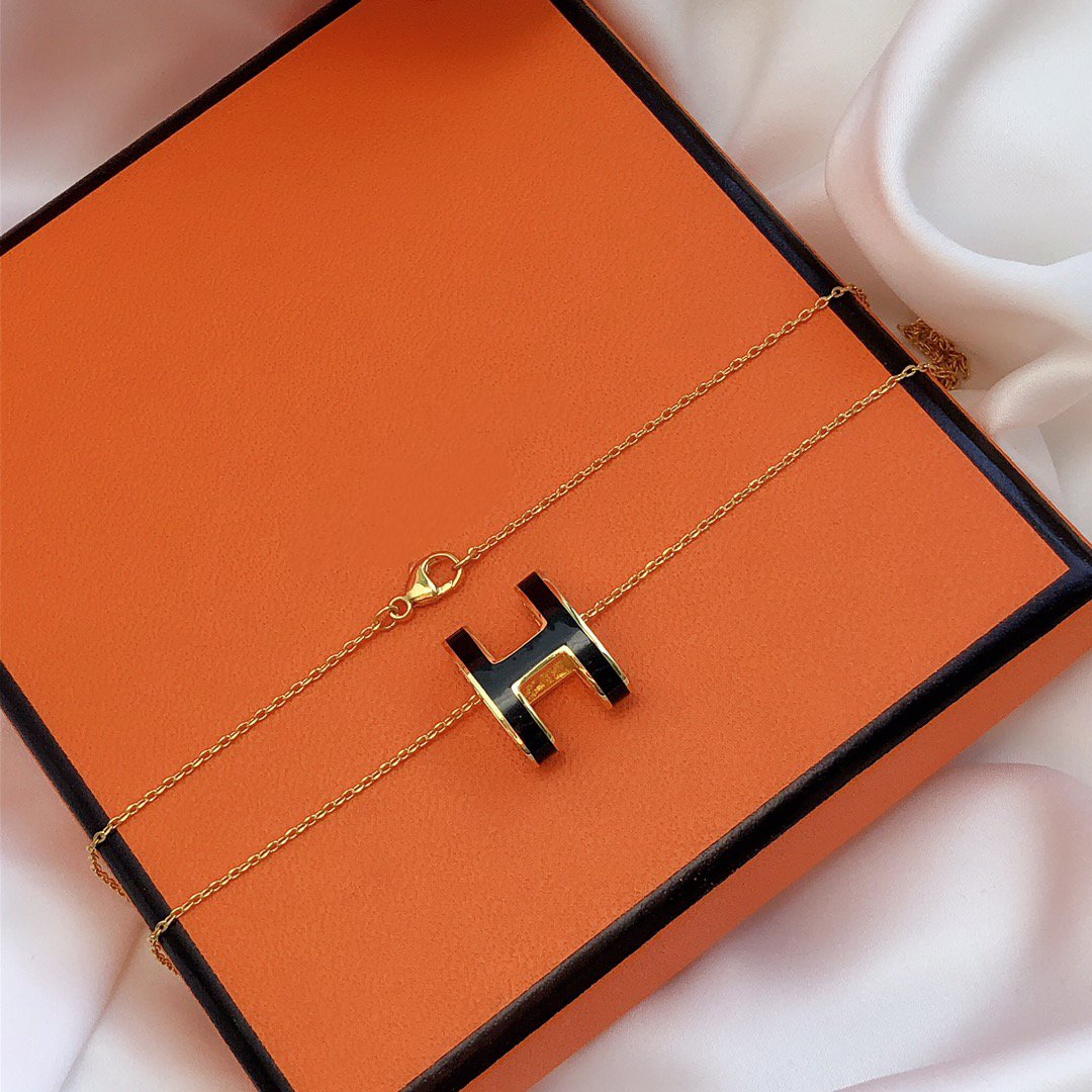 [ECHO ]HM CLIC BLACK ENAMEL GOLD NECKLACE