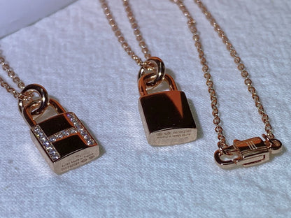 [ECHO ]HM ADVANCED NICHE LOCK HEAD NECKLACE DIAMONDS