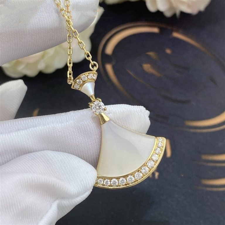 [ECHO ]DREAM NECKLACE MOP GOLD DIAMOND