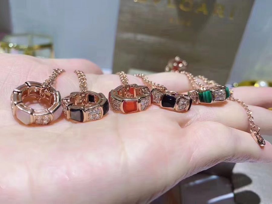[ECHO ]SERPENTI PEDANT DIAMOND NECKLACE