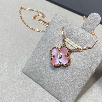 [ECHO ]CLOVER 15MM DIAMOND PINK MOP NECKLACE